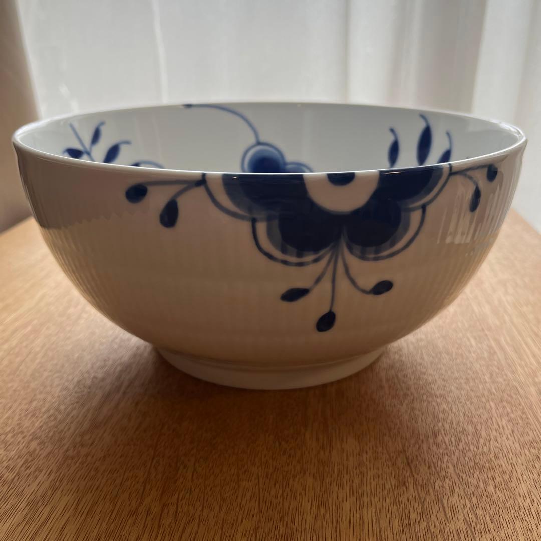 ロイヤルコペンハーゲン⭐️ブルーフルーテッドメガボウル24センチ
