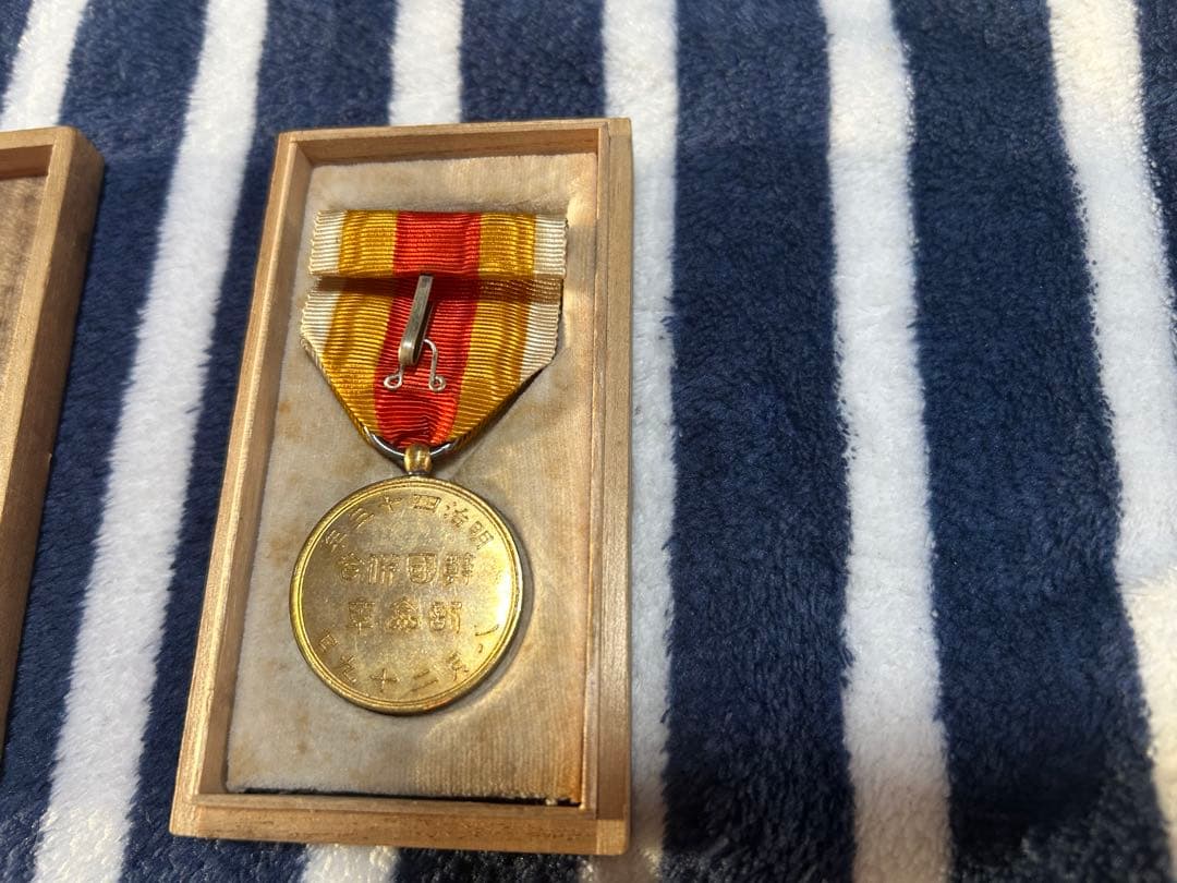 勲章 韓国併合記念章 明治四十三年 八月二十九日 共箱付き　◆ 旧日本軍　記章