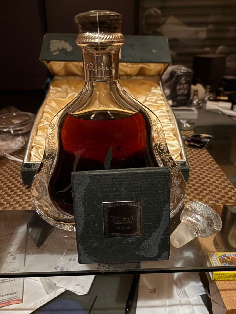 Richard コニャック ボトルと箱付き