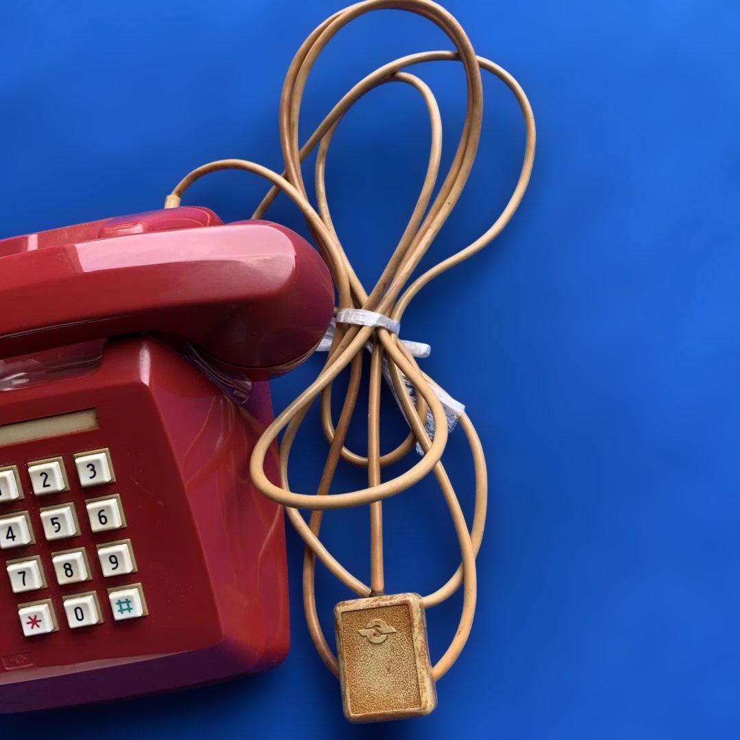 昭和レトロ！赤いプッシュボタン式電話 　１９７０～８０年代物/希少品