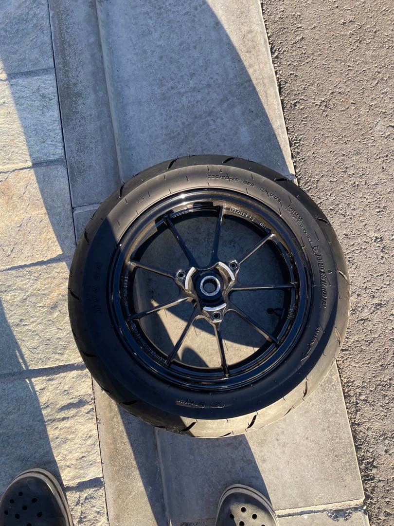 シグナスx 4型、5型ホイール周りセット