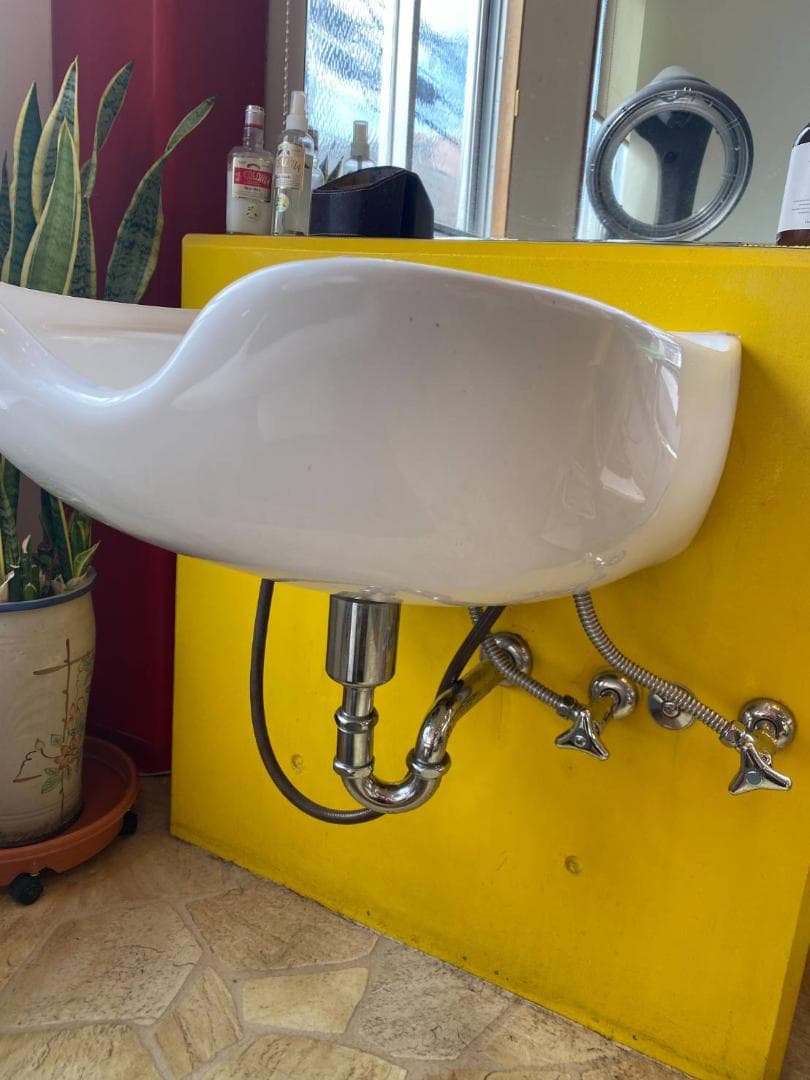 新明和シャンプー台