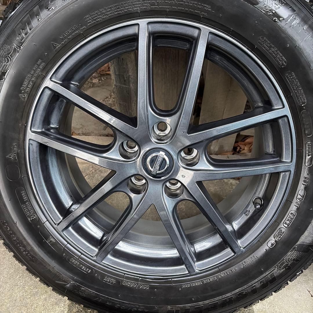 日産純正17インチ スタッドレスタイヤセット