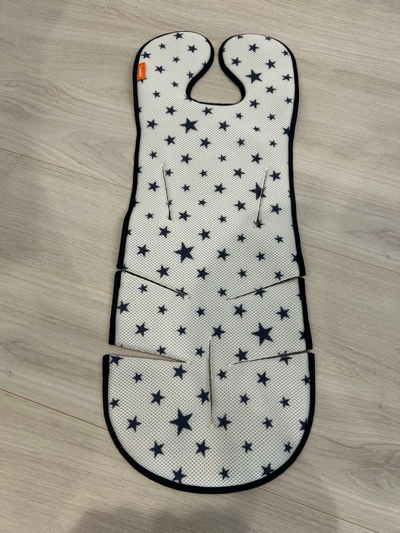 Combi ホワイトレーベル スゴカルα 4キャス コンパクト HK