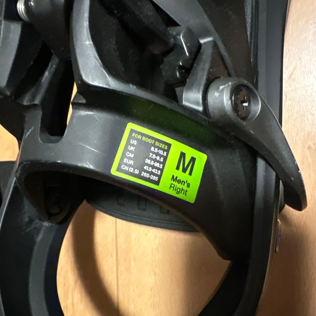 バートン ステップオン Mサイズ ビンディング　23-24