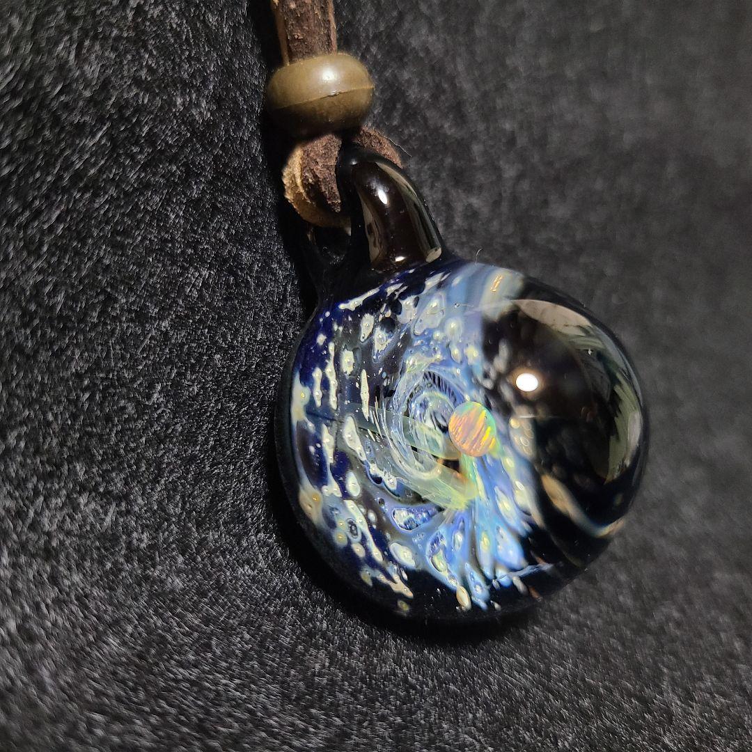 【玉響glass】ギャラクシーオパールペンダント ポリシリケイトガラス 一品物