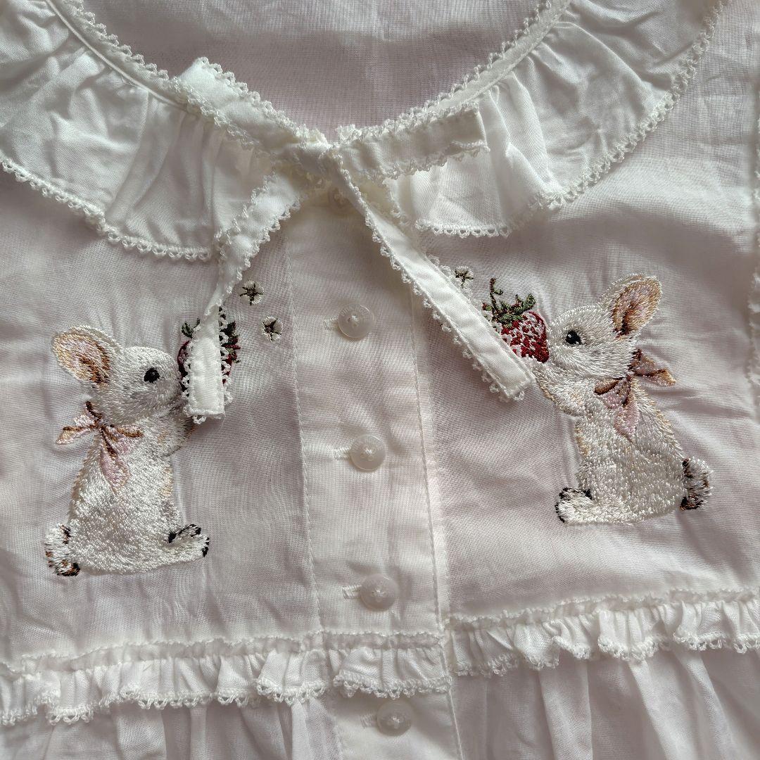 ピンクハウス　スイーツスプリングバニー刺繍ブラウス