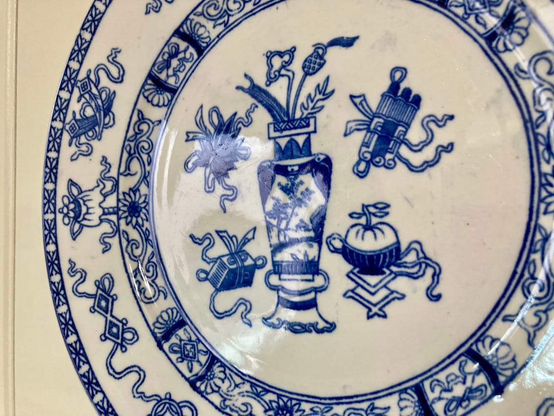 オランダ　アンティーク　青と白のアジア風デザイン皿 直径23cm