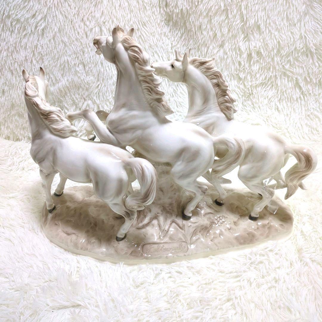 アルトマン ECHT ALTMANN 白馬 3頭 オブジェ置物　馬・ホース　陶器