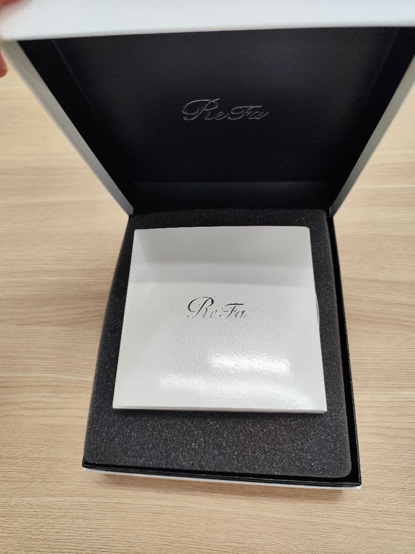 ア*カ様 ReFa カラットレイ 美顔ローラー