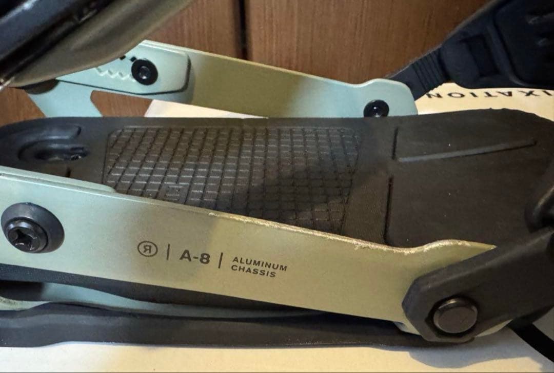 ほぼ未使用 RIDE ビンディング A-8 Mサイズ