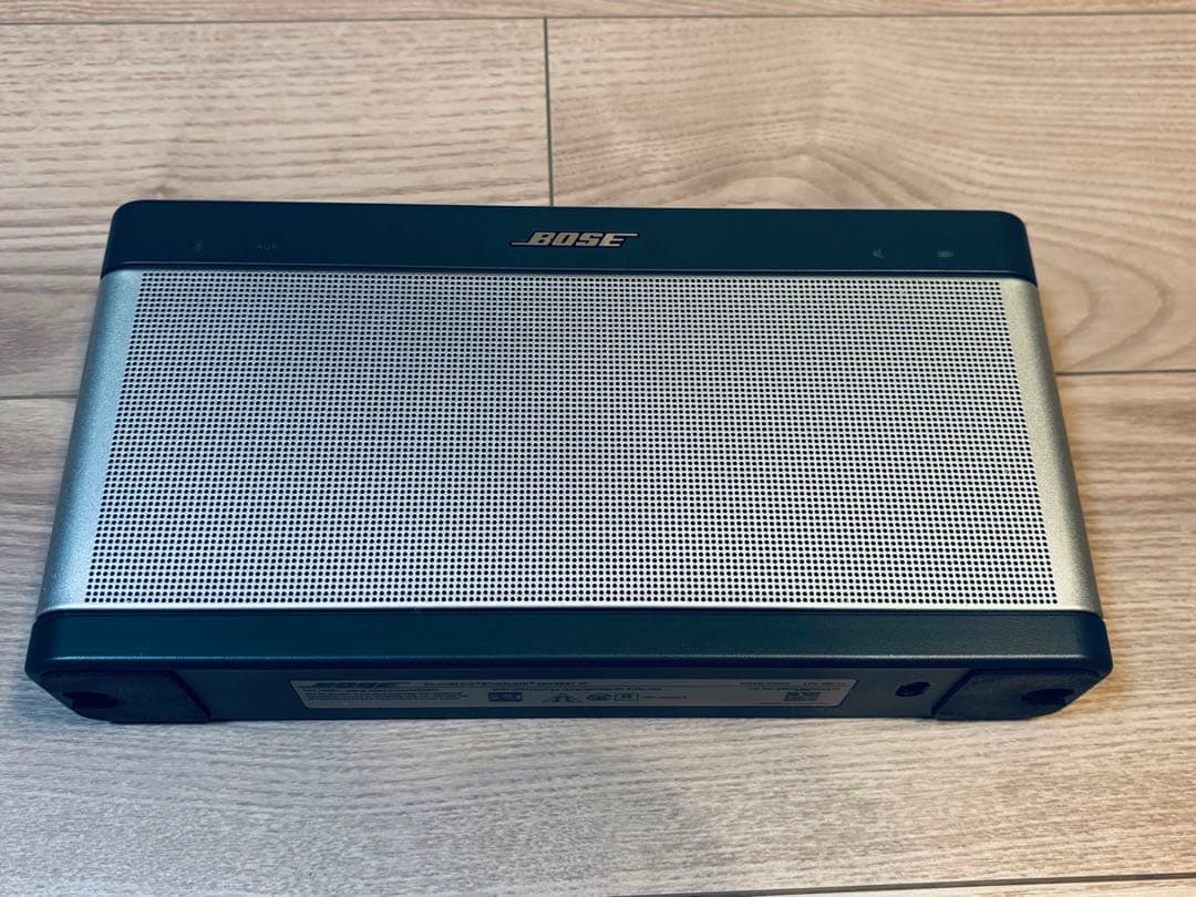 ￼ BOSE SoundLink Bluetooth speaker III