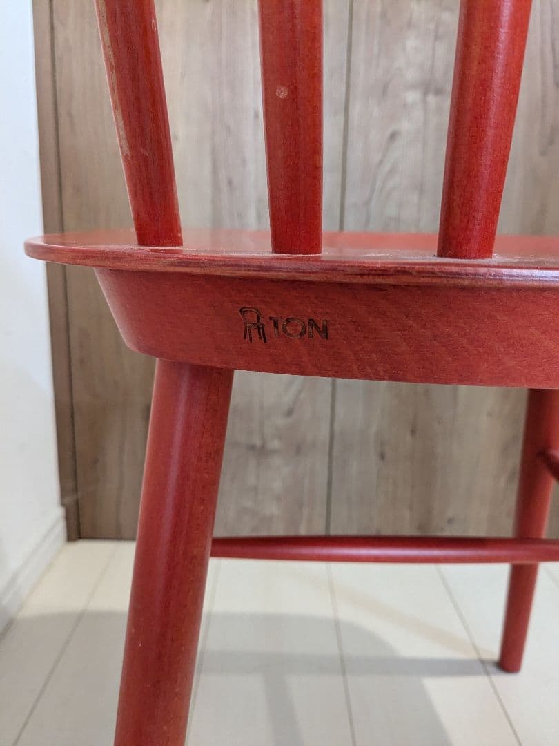 チェコTON社ダイニングチェア