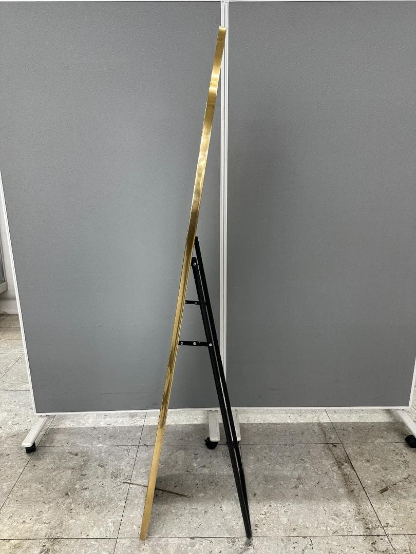 鏡　姿見　スタンドミラー　ウェーブミラー　ゴールド