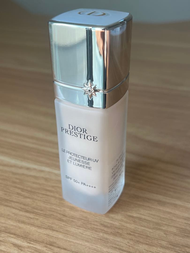 Dior プレステージ　ル・プロテクターUV 00(2025年リニューアル品)