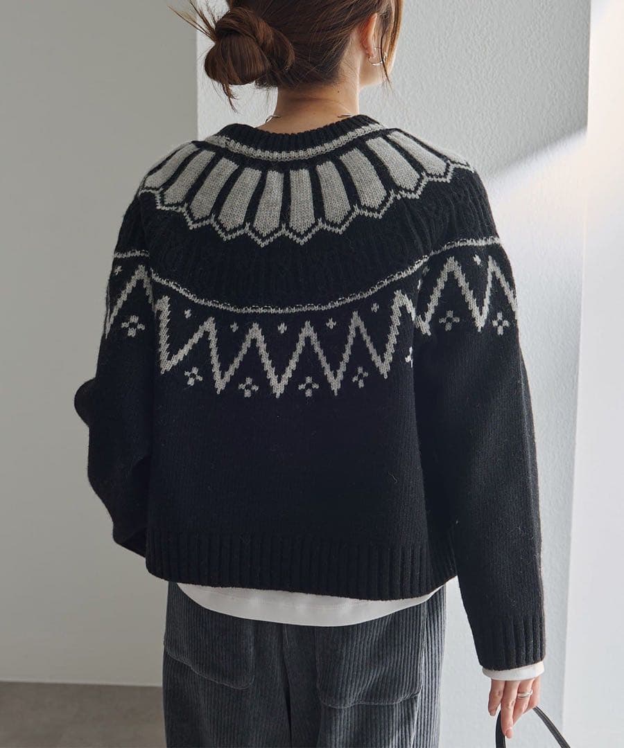 mo10 PUAL CE CIN シェットランドウール求心ニット