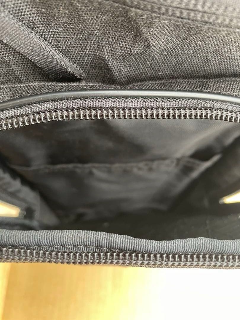 PORTER / HYBRID SLING SHOULDER BAG ブラック