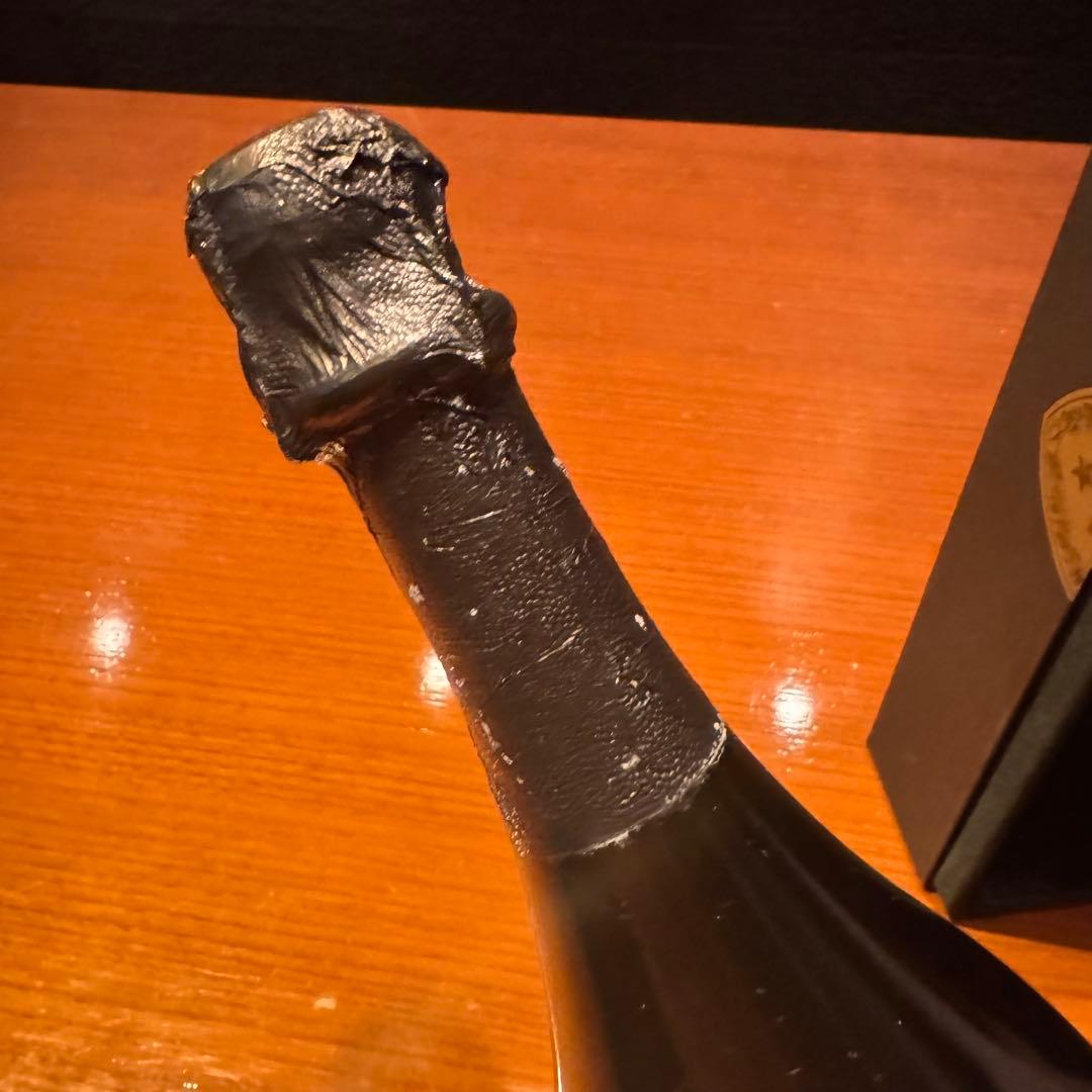未開栓　Dom Pérignon Vintage 1996