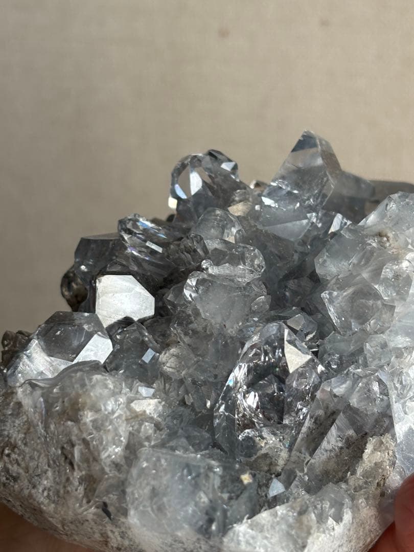 高品質　セレスタイト　原石　1353g 宝石質　ガラス質　感動するレベル