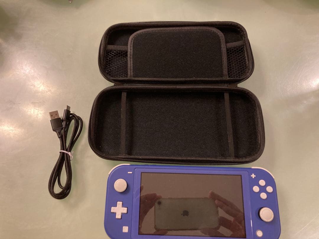 Nintendo Switch lite 本体 ブルー スイッチライト