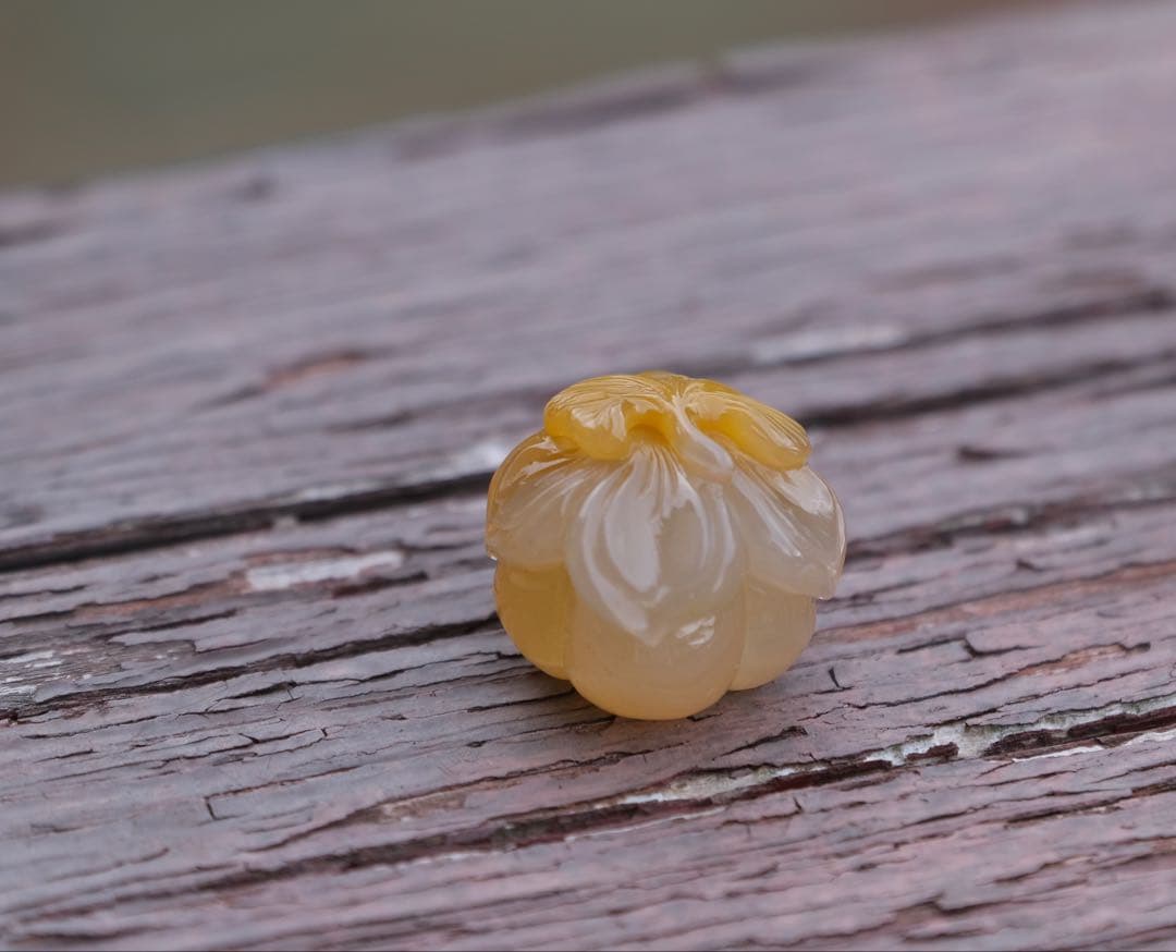 ゴビ石−1412 ゴビ瑪瑙　『銀杏』和菓子　彫刻