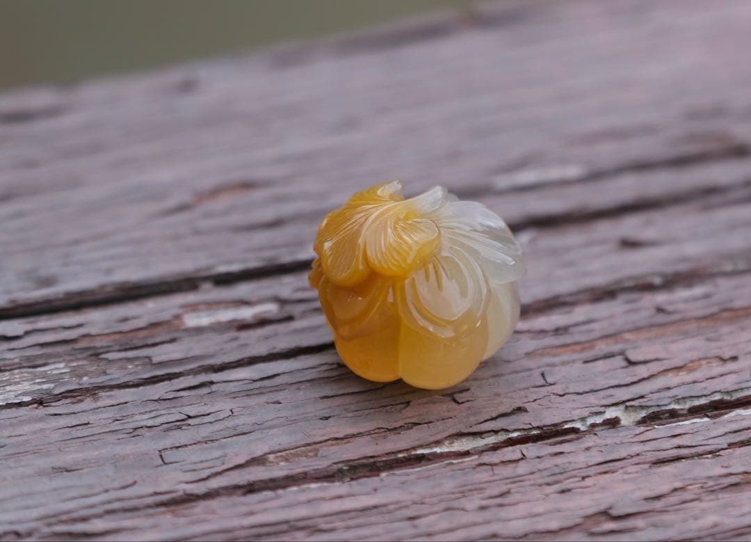 ゴビ石−1412 ゴビ瑪瑙　『銀杏』和菓子　彫刻