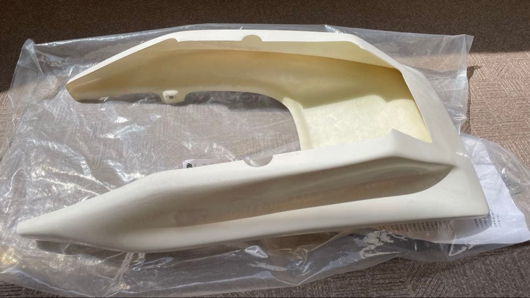 acp製 XJR400 4hm FRPハネテール