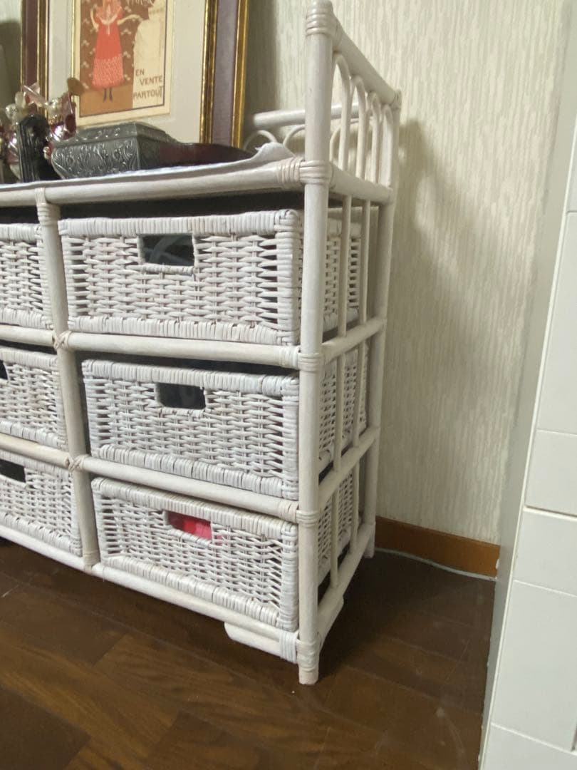 飾り棚部分付♦️ホワイト ラタン チェスト ６杯♦️アンティーク風♦️リペア♦️送料込