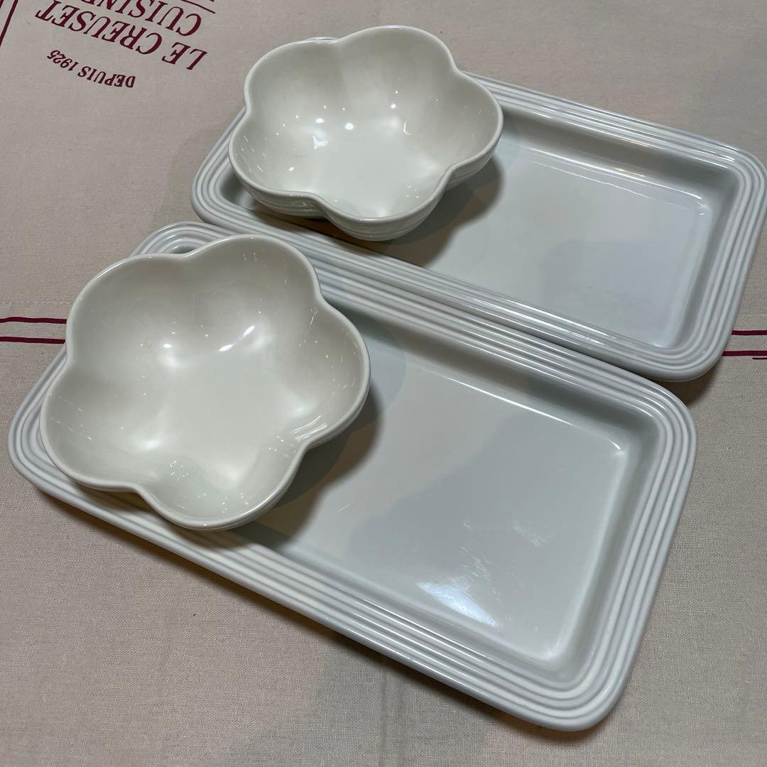《美品》ルクルーゼ　長方形皿&フラワーディッシュ 4点セット
