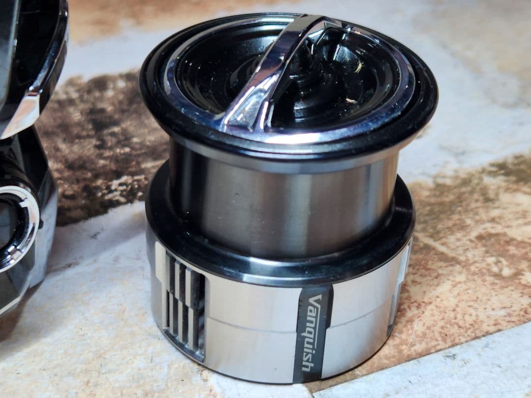 シマノ　23ヴァンキッシュ C3000MHG