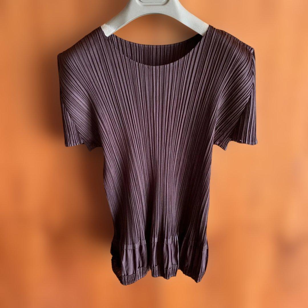 PLEATS PLEASE のブラウン　シャツ