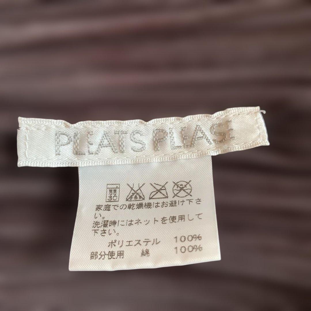 PLEATS PLEASE のブラウン　シャツ