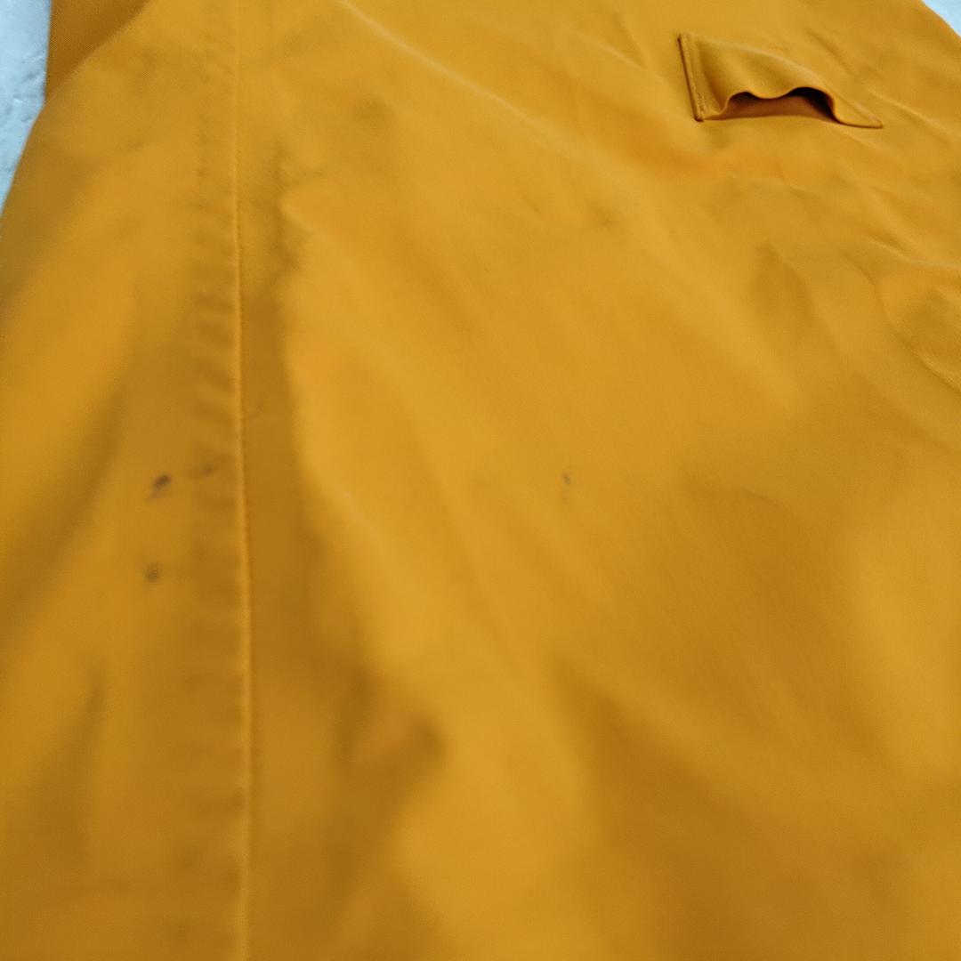 BURTON　ak 　M　スノーボードウェア　GORE-TEX　調整バンド　雪山