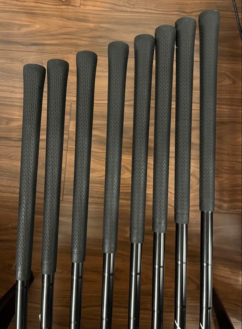 【期間限定値引き】タイトリスト　AP3 ブラックアイアン　カラーカスタム