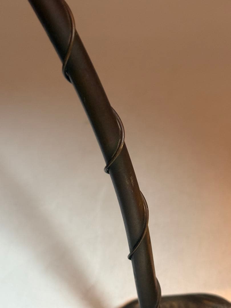 ステンドガラス　ルームスタンド　花蕾　インテリア　送料込み251022