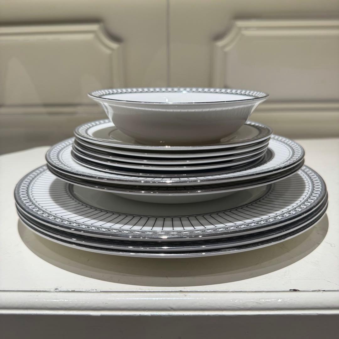 値下げしました！ウェッジウッド　24点セット