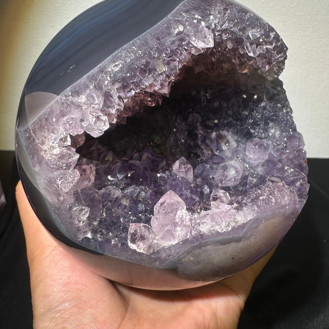 天然石アメジストの笑い口　置物　スフィア　NO.052507