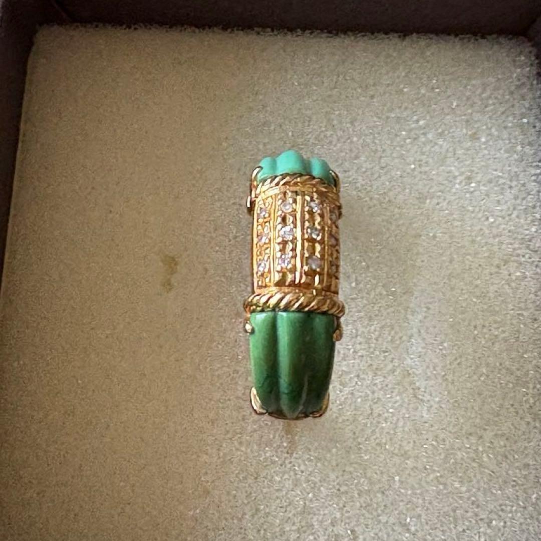 k18エレガントな緑色石のリング