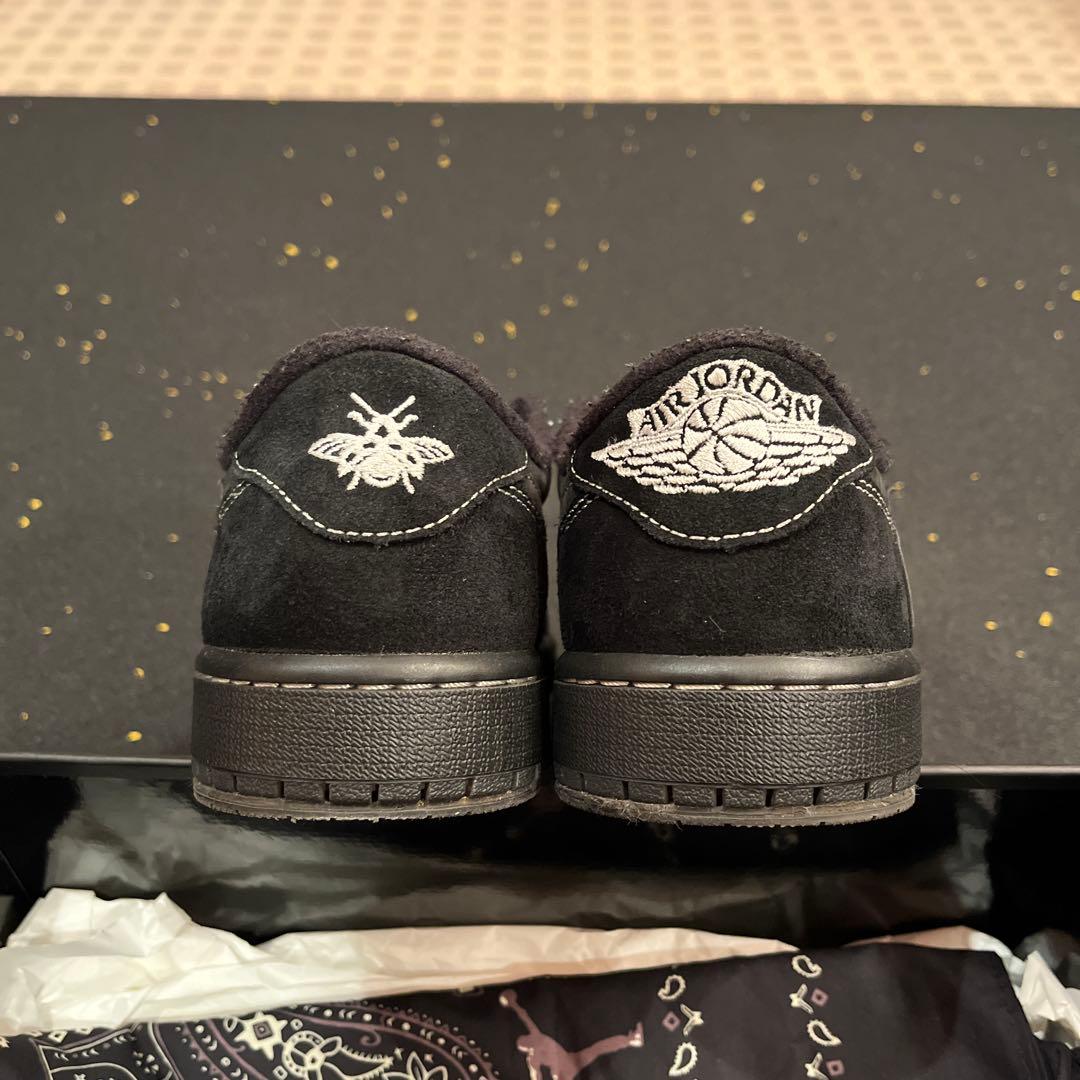 トラヴィススコット　ブラックファントム