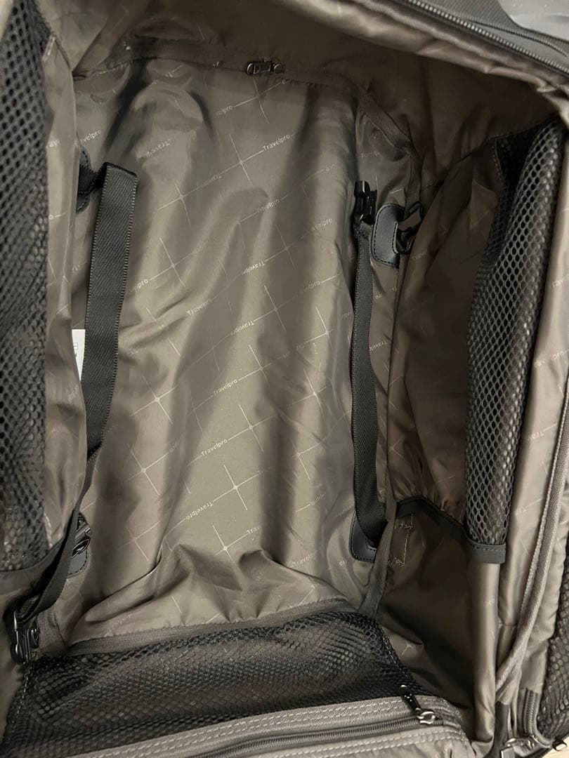 トラベルプロ Travelpro crewシリーズ キャリーケース　客室乗務員用