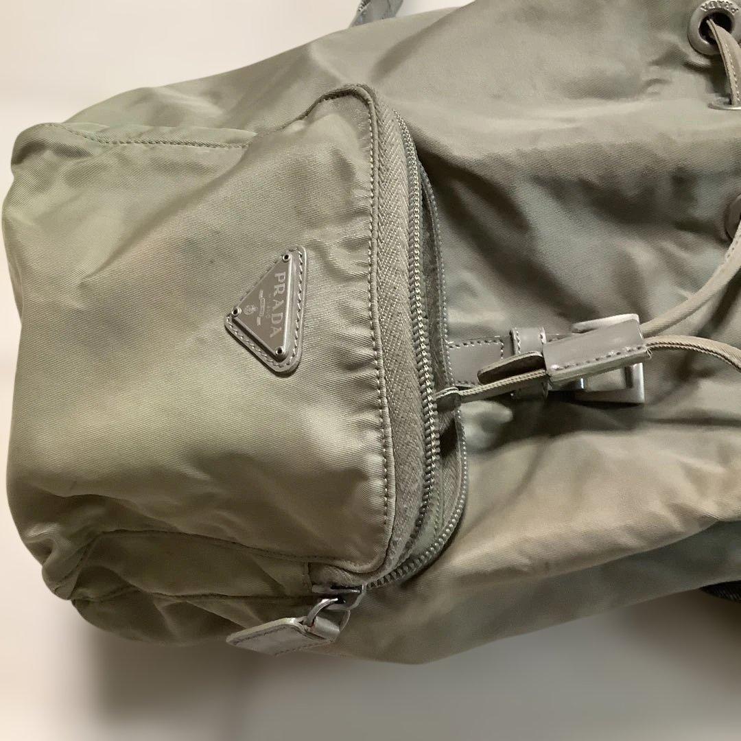 PRADA ナイロンリュック オリーブグリーン