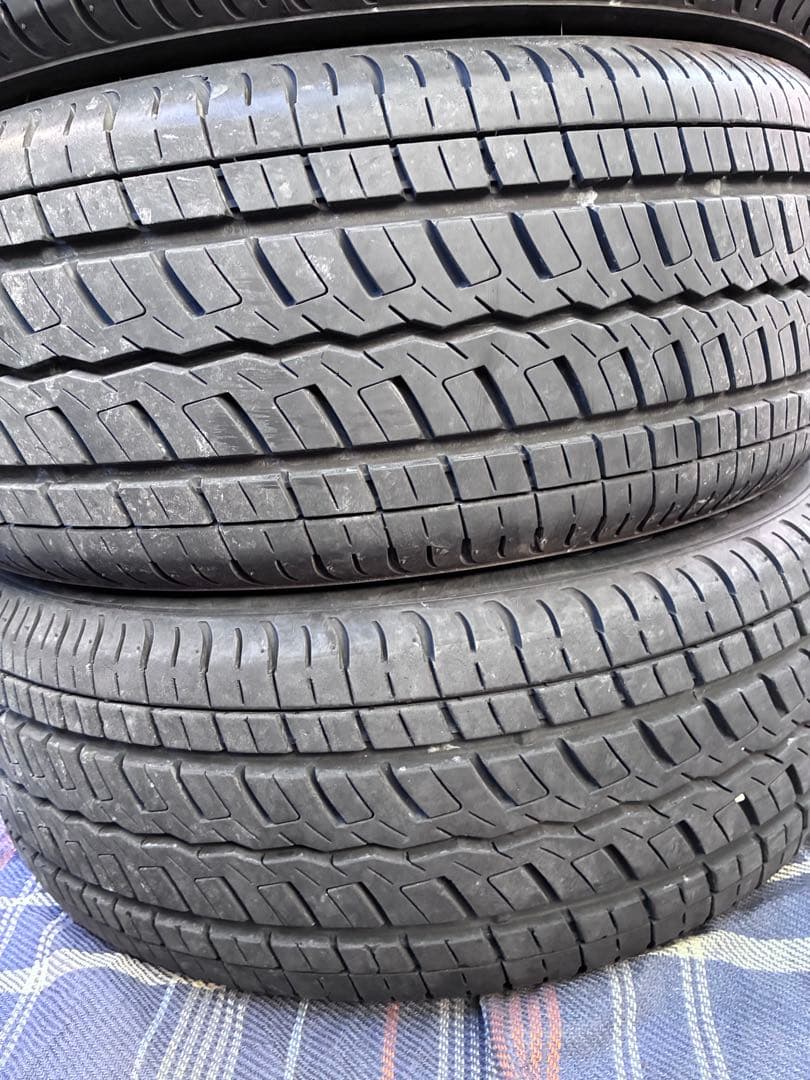 ①専用　さいたま 急ぎOK！ 225/50R18 4本　ハイエース、キャラバン等