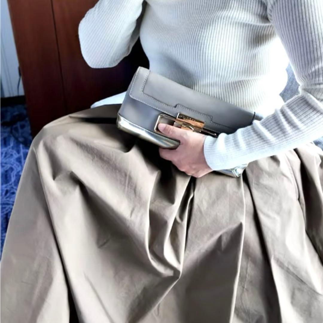 【新品未使用】YouTuber Katie ジェットセッター スカート　ベージュ