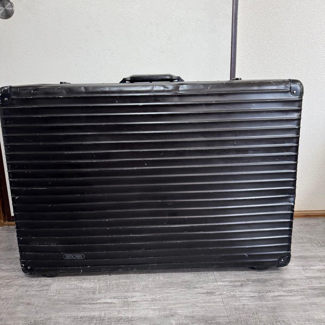 リモワ アローズ別注 クラシックフライト ブラック RIMOWA 104L 希少