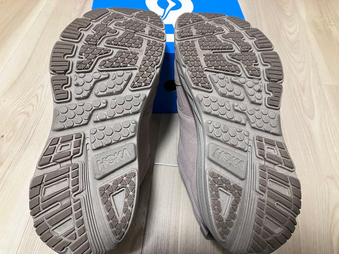 ホカオネオネ ボンダイLスエード 28cm