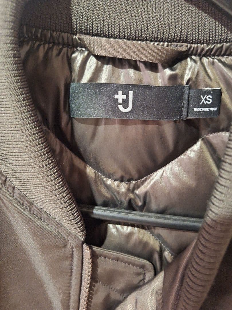 【UNIQLO +J】2026年モデルハイブリッドダウンオーバーサイズ 【XS】