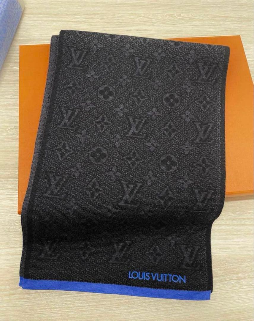 新品未使用　ルイヴィトン　ニット　マフラー　手袋　帽子　3点セット