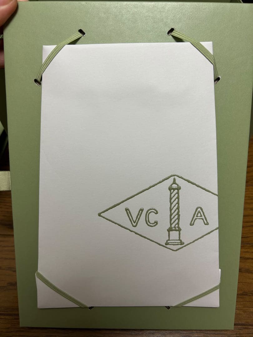 【花】Van Cleef & Arpelsブレスレット