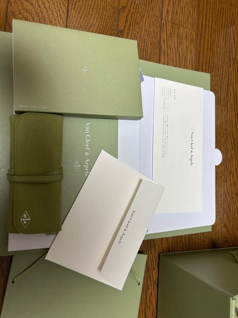 【花】Van Cleef & Arpelsブレスレット