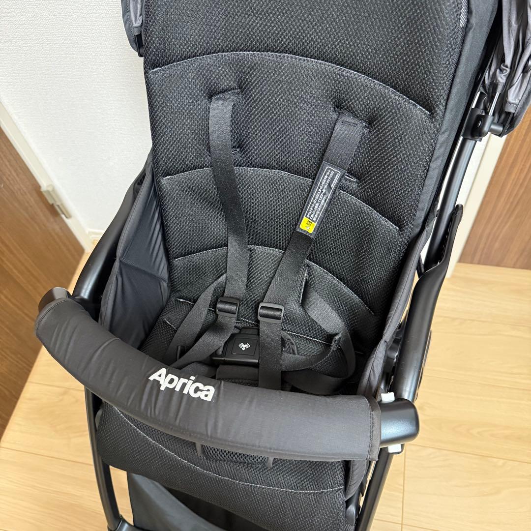 B型ベビーカー マジカルエアー クッション AD グレー アップリカ 美品
